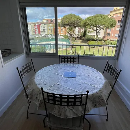 Apartment Confort, A 200m De La Avec Parking Prive Et Piscine - Fr-1-723-64 *